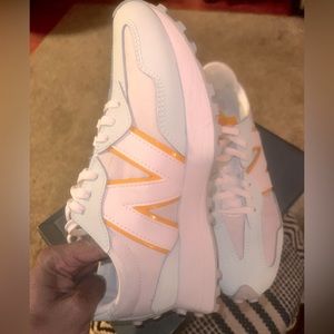 New Balance women’s sneakers size 8 - gently worn